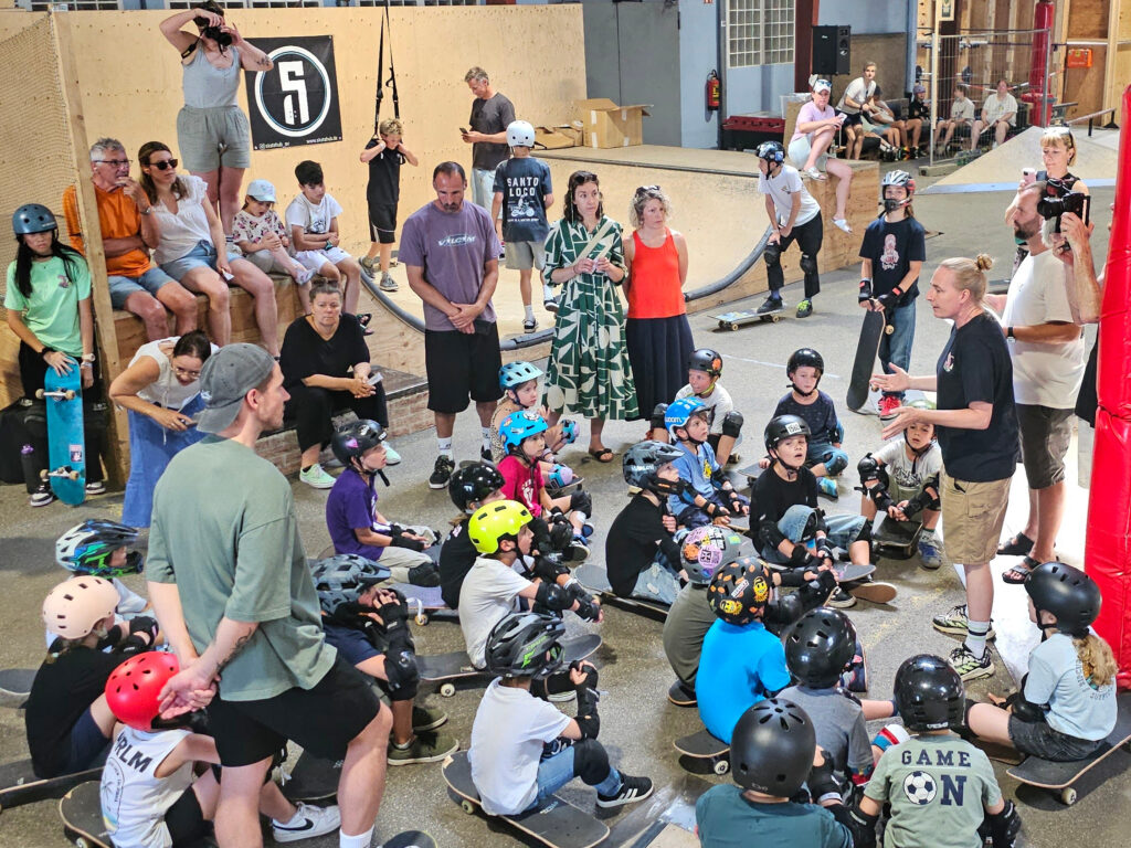 Group of Skakeboard Kids